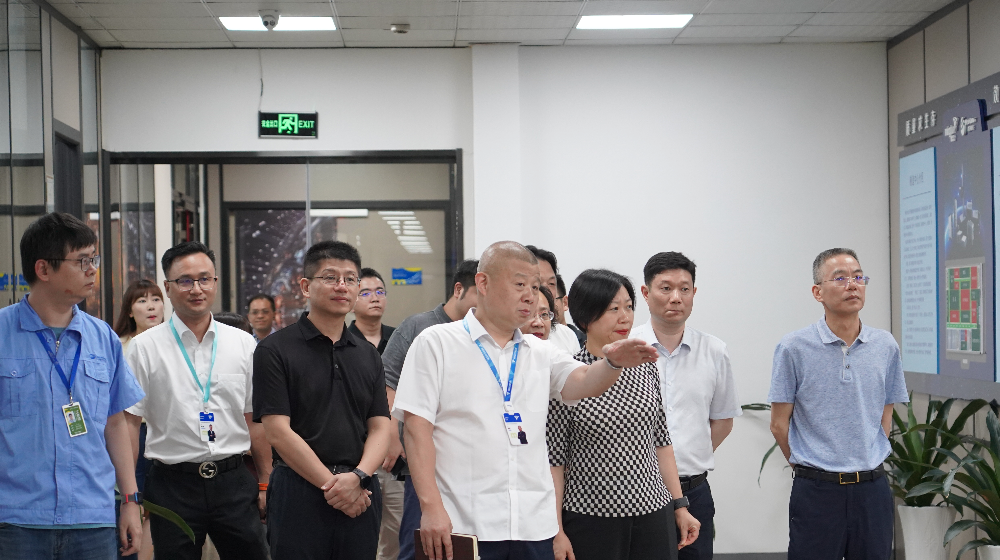 西湖区委副书记、区长周扬一行莅临浙大九游（中国）调研、指导工作